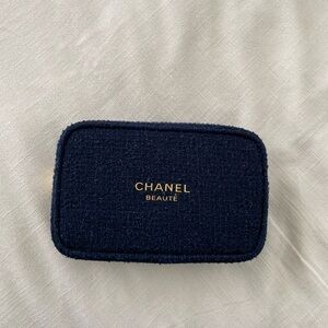 CHANEL Beauty Makeup Bag
